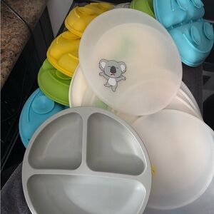 Toddler Silicone Suction Plates with Lids